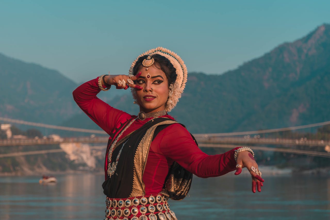Best Online Kuchipudi Classes with Certificate